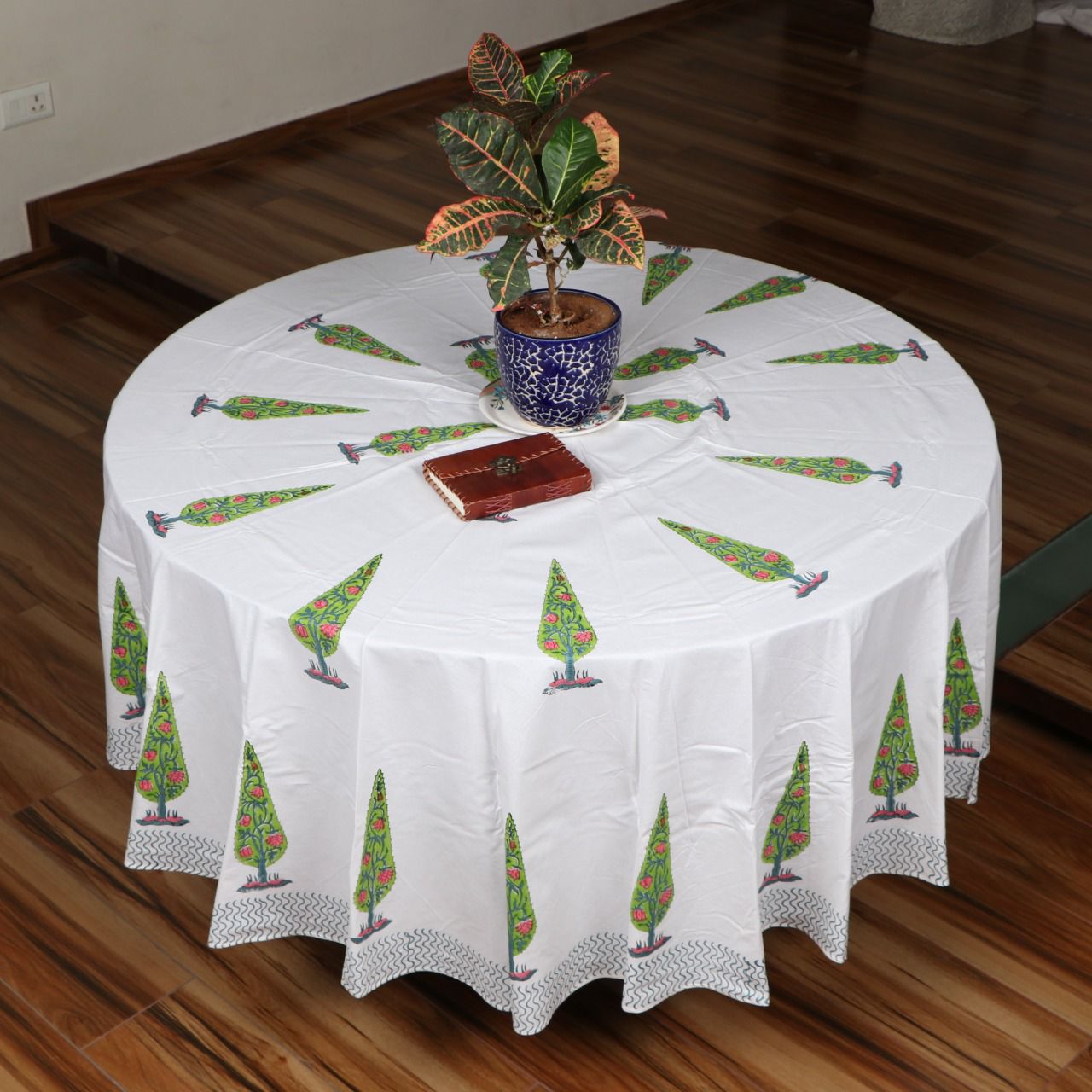 Cotton Round Table Cover Wholesale